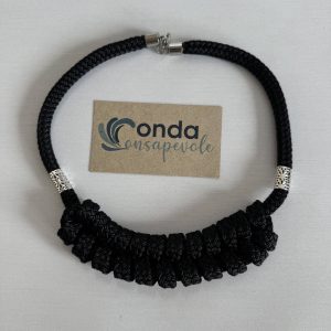 Collana nera e acciaio