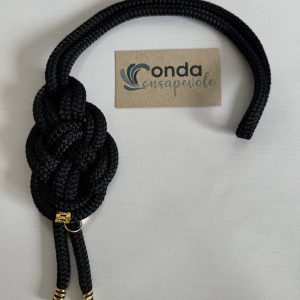 Collana nera e oro